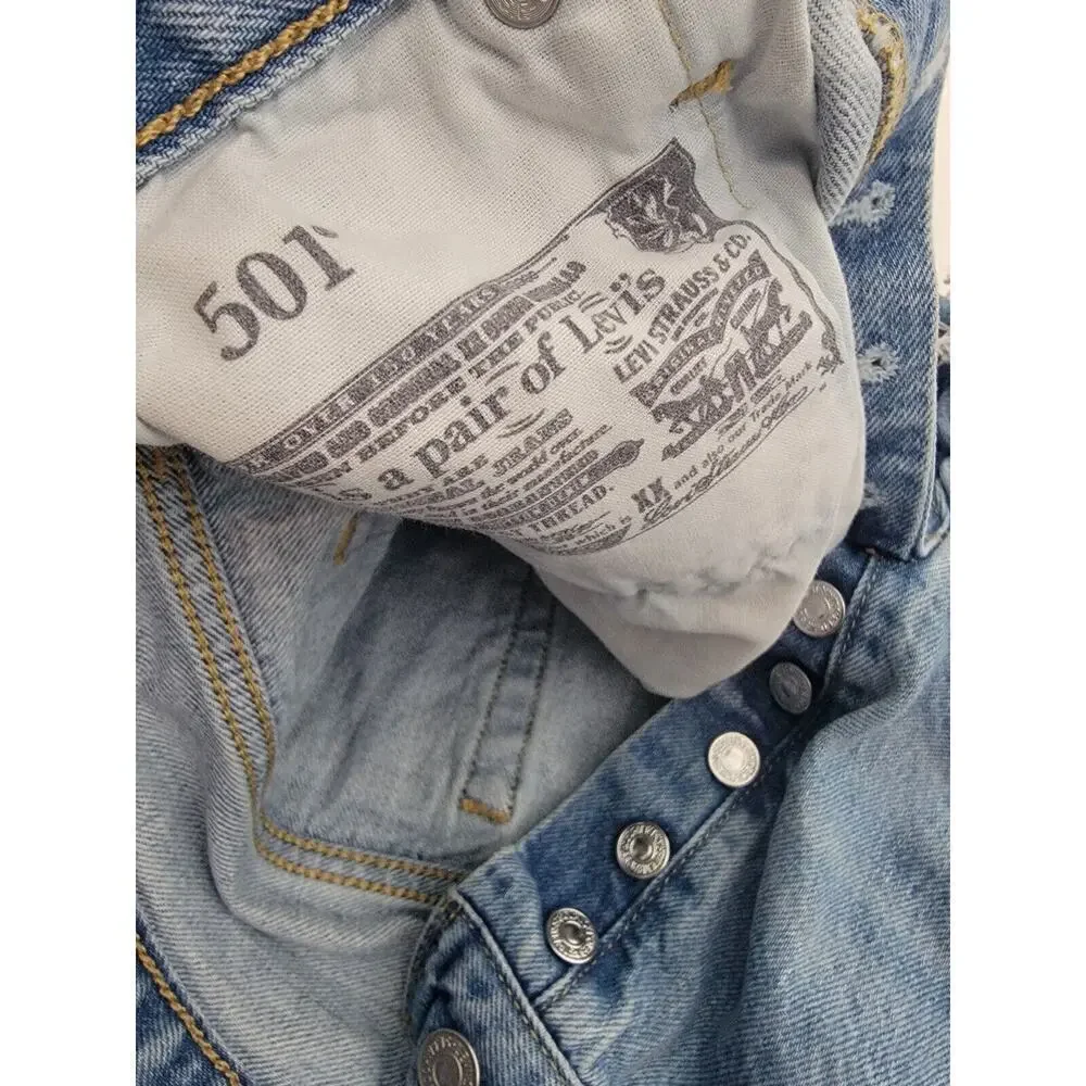 Levis 501 Denim Shorts Womens SZ 31 Cutoff Button Fly Frayed Blue 100% Cotton